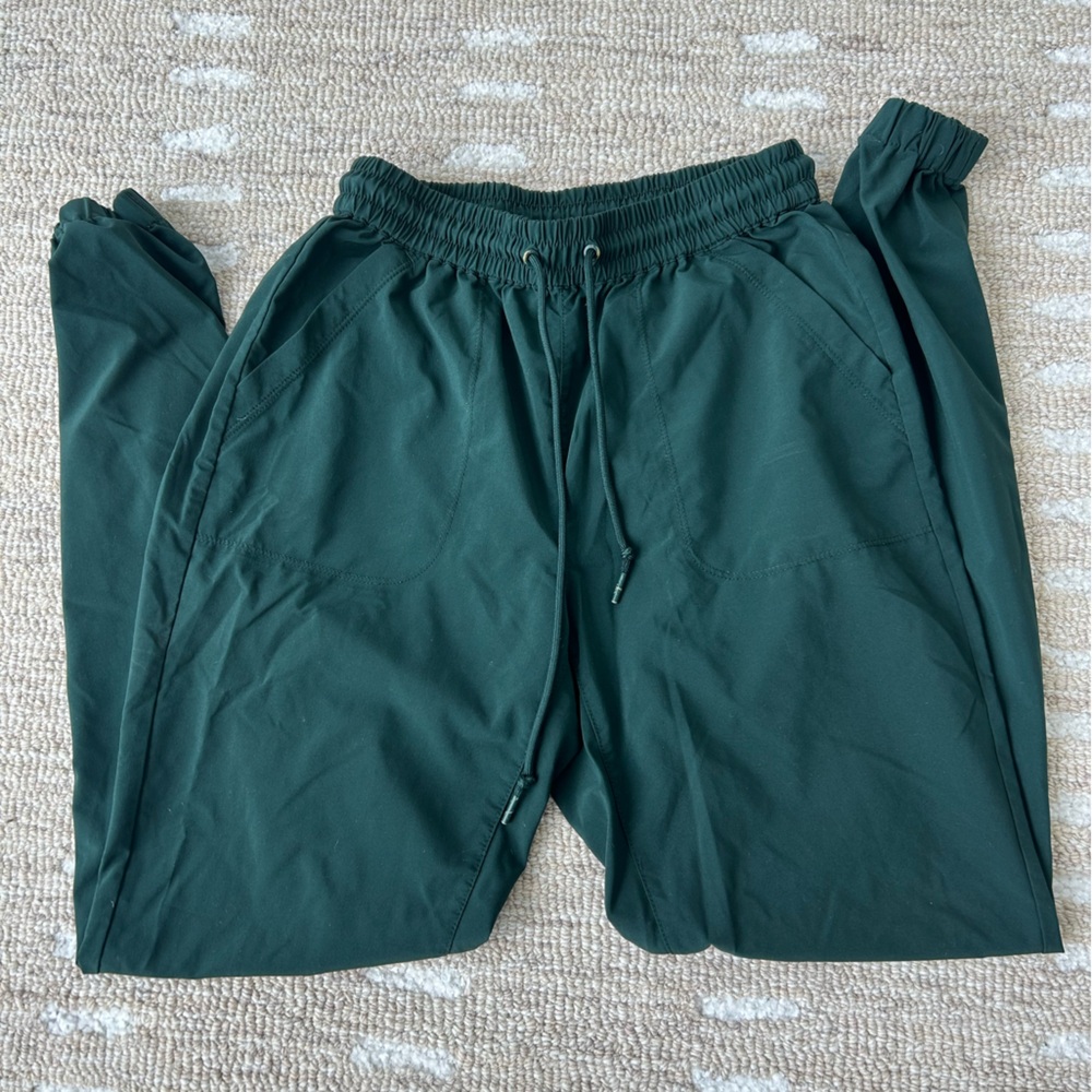TnaMOVE™ Speed Jogger in Dark Green; size XXS; EUC!